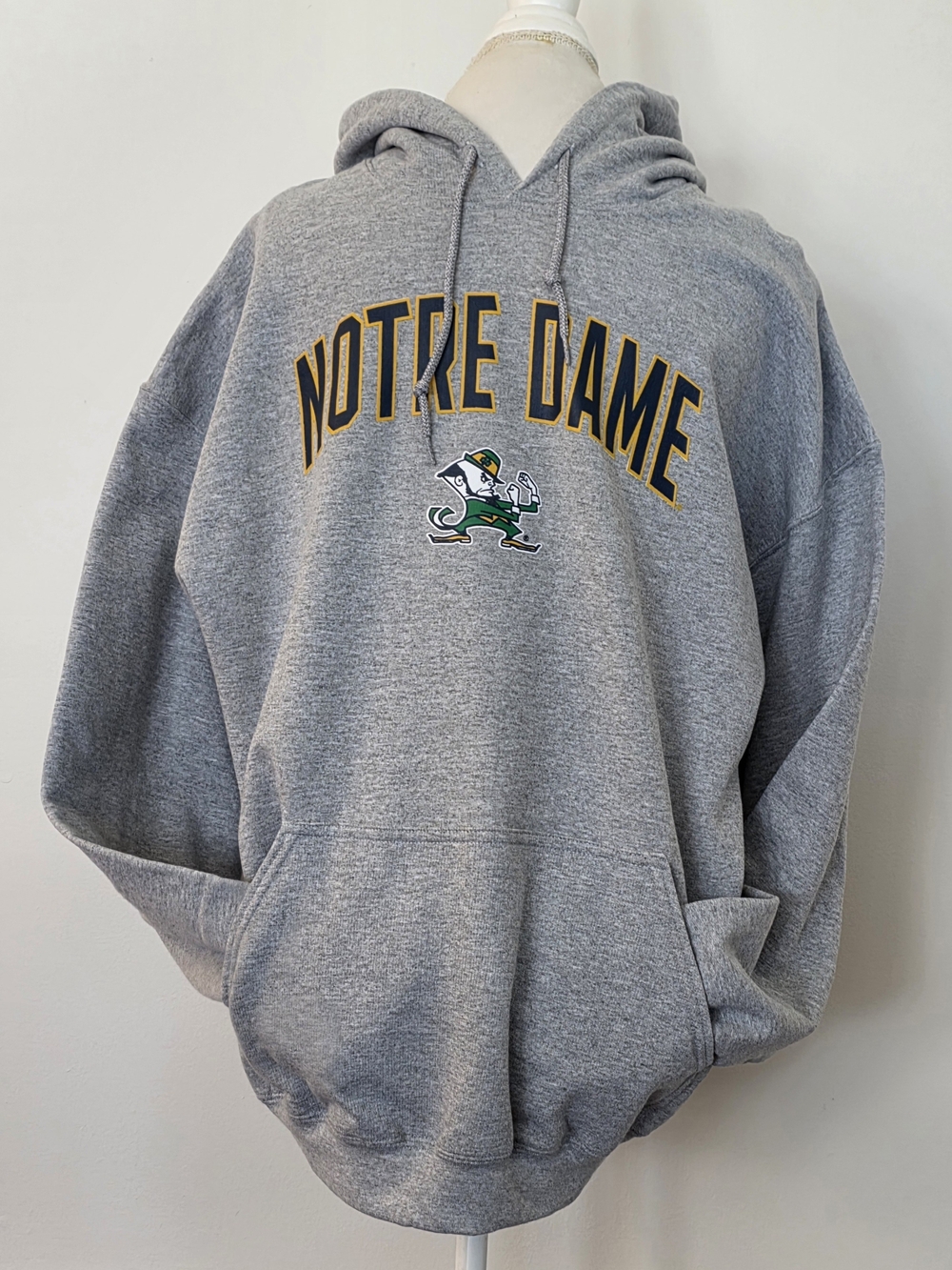 Men's Notre Dame University Fighting Irish Gray Pullover Hoodie Size XL - NEW